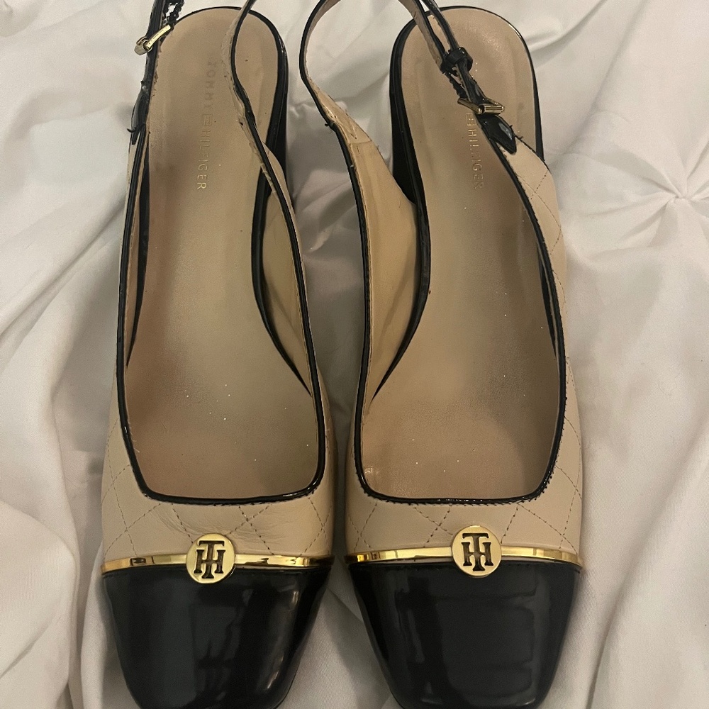 Size 9 Tommy Hilfiger two-toned heels